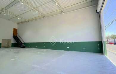 Imagem: O depósito possui 350m² de Área e está localizado em Centro