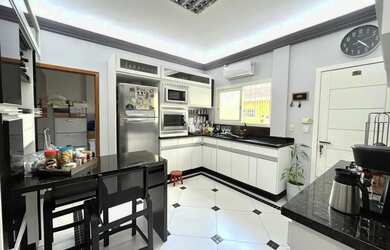 Imagem 14: Linda casa ALTO PADRÃO, localização central