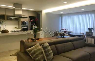 Imagem: O apartamento possui 2 Dormitórios, 2 Banheiros, 3 Vagas na