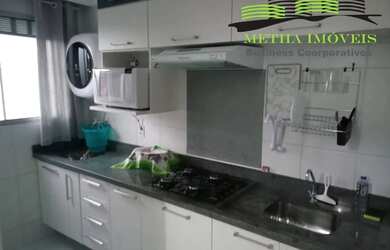 Imagem: O apartamento possui 2 Dormitórios, 1 Banheiro, 1 Vaga na garagem