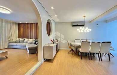 Imagem 4: CASA 4 QUARTOS COM 4 VAGAS