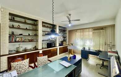 Imagem 5: Belíssima residência, localizada em um tradicional Bairro de Santa Maria...