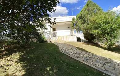 Imagem 7: Casa em Esmeraldas. Churrasqueira, 1.350m² de Área, 2 Vagas na garageme4...