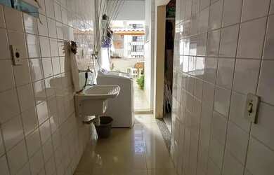 Imagem 10: Imóvel para venda possui 196 metros quadrados com 4 quartos em Praia...