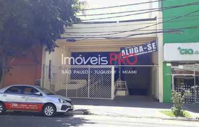 Imagem: O depósito possui 5 Vagas na garagem e 1490m² de Área e está