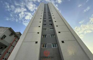 Imagem: O apartamento possui 2 Dormitórios, 2 Banheiros, 2 Vagas na