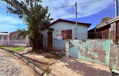 Imagem 1: Casa por R$ 75 mil na Rua Maurício Cardoso Ideal pra sair do aluguel