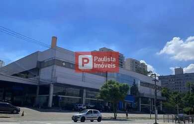 Imagem: O depósito à venda possui 5 Vagas na garagem e 12158m² de