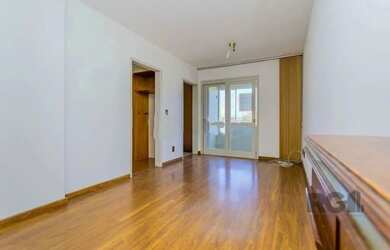 Imagem: O apartamento possui 1 Dormitório, 1 Banheiro, 1 Vaga na garagem