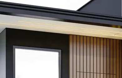 Imagem: A casa possui 2 Dormitórios, 1 Banheiro, 2 Vagas na garagem