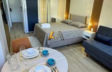 Imagem: O studio possui 1 Dormitório, 1 Banheiro, 1 Vaga na garagem