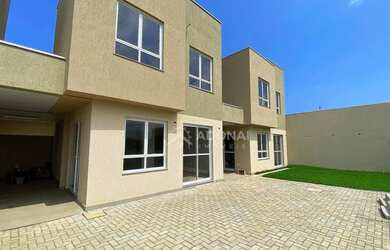 Imagem: A casa em condomínio possui 2 Dormitórios, 2 Banheiros, 2