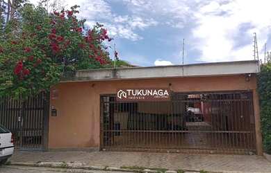 Imagem: A casa possui 3 Dormitórios, 4 Banheiros, 5 Vagas na garagem