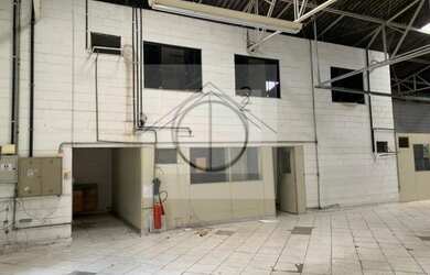 Imagem 5: Galpão para Venda em São Paulo, Vila Carmosina, 3 banheiros