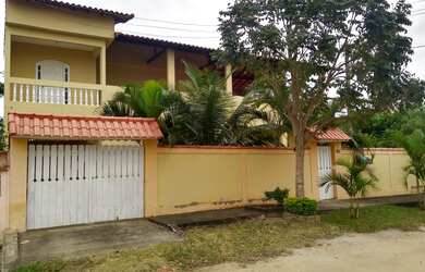 Imagem: A casa possui 2 Dormitórios, 3 Banheiros e 200m² de Área