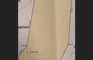 Imagem: O terreno possui 2.380m² de Área e está localizado em Trancoso