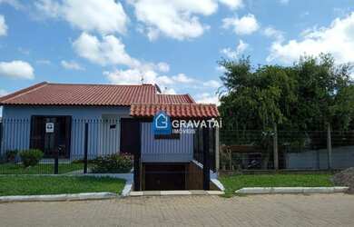 Imagem: A casa possui 3 Dormitórios, 3 Banheiros e 156m² de Área