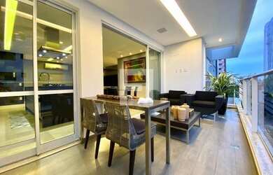 Imagem: O apartamento possui 3 Dormitórios, 4 Banheiros, 2 Vagas na