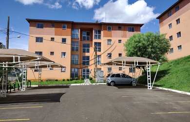 Imagem: O apartamento possui 2 Dormitórios, 1 Banheiro, 1 Vaga na garagem