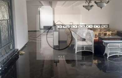 Imagem: O apartamento possui 4 Dormitórios, 5 Banheiros, 5 Vagas na