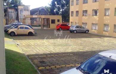 Imagem: O apartamento possui 3 Dormitórios, 1 Banheiro, 1 Vaga na garagem