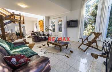 Imagem 6: Lindo Sobrado com 4 dorm, 300 m² por R$ 950.000 - Condomínio Ninho Verde II - Pardinho/SP