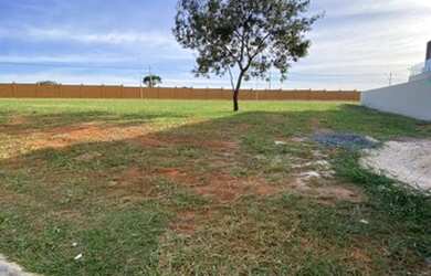 Imagem 3: VENDO LOTE. 