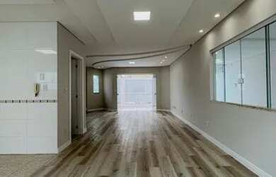 Imagem: A casa possui 3 Dormitórios, 4 Banheiros, 2 Vagas na garagem