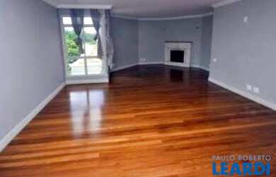 Imagem: O apartamento na cobertura possui 5 Dormitórios, 5 Banheiros