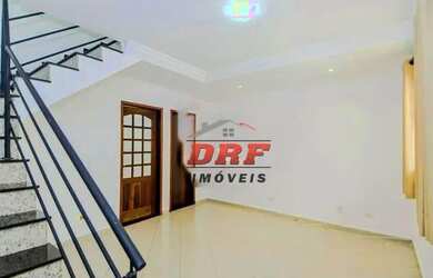 Imagem: A casa em condomínio possui 3 Dormitórios, 2 Banheiros, 2