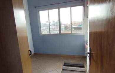 Imagem: O apartamento possui 1 Dormitório, 1 Banheiro, 35m² de Área