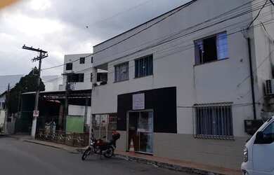 Imagem: A casa possui 2 Dormitórios, 2 Banheiros, 1 Vaga na garagem