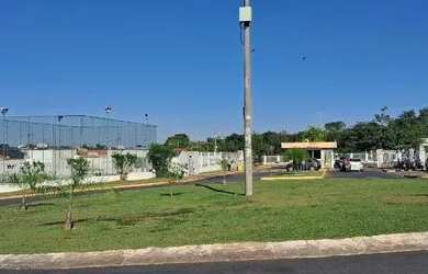 Imagem: A casa em condomínio possui 2 Dormitórios, 1 Banheiro, 2 Vagas