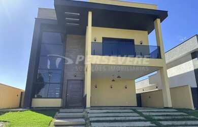 Imagem: A casa em condomínio possui 4 Dormitórios, 4 Banheiros, 4