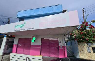 Imagem: O depósito possui 1 Vaga na garagem, 172m² de Área e está