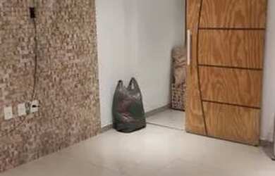 Imagem: A casa possui 1 Dormitório, 1 Banheiro, 100m² de Área e