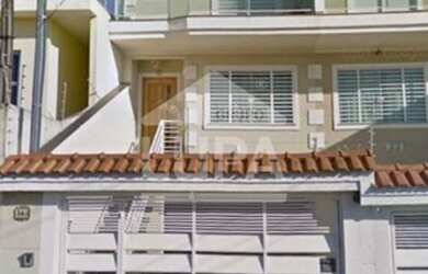 Imagem: A casa possui 3 Dormitórios, 4 Banheiros, 3 Vagas na garagem