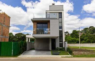 Imagem: A casa em condomínio possui 3 Dormitórios, 5 Banheiros, 2