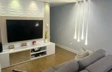 Imagem: A casa possui 2 Dormitórios, 1 Banheiro, 2 Vagas na garagem