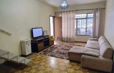 Imagem: O depósito possui 2 Vagas na garagem e 138m² de Área e está