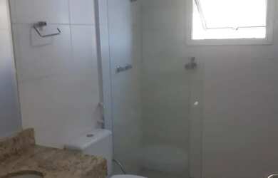 Imagem 4: Apartamento nos Cavaleiros com 3 quartos com suíte enfrente ao mar Locação