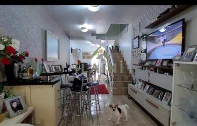 Imagem 2: Sobrado à venda. 72m² de Área, 2 Vagas na garageme2 Dormitórios