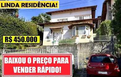 Imagem: A casa em condomínio possui 3 Dormitórios, 2 Banheiros, 1