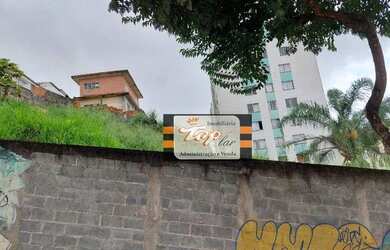 Imagem: O terreno possui 874m² de Área e está localizado em Vila