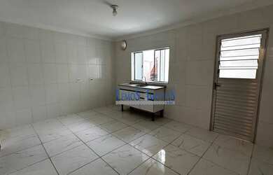 Imagem 5: Casa com 1 dormitório para alugar por R$ 1.667/mês - Vila Vivaldi -...