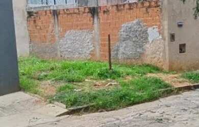 Imagem 1: Terreno a venda. 120m² de Área