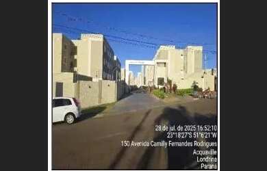 Imagem: O apartamento possui 1 Dormitório, 1 Banheiro, 1 Vaga na garagem