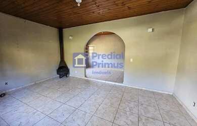 Imagem: A casa possui 3 Dormitórios, 3 Banheiros, 3 Vagas na garagem