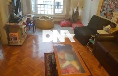 Imagem: O apartamento possui 3 Dormitórios, 3 Banheiros, 1 Vaga na