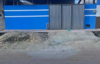 Imagem: A casa possui 2 Dormitórios, 1 Banheiro, 1 Vaga na garagem